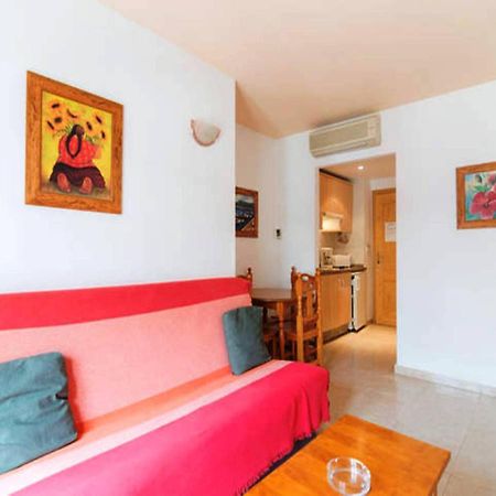 Apartamentos Vicenta Carihuela By Playa Miguel Torremolinos Eksteriør bilde