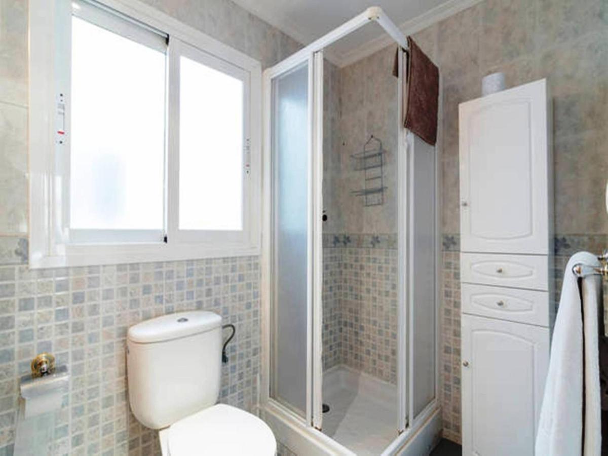 Apartamentos Vicenta Carihuela By Playa Miguel Torremolinos Eksteriør bilde
