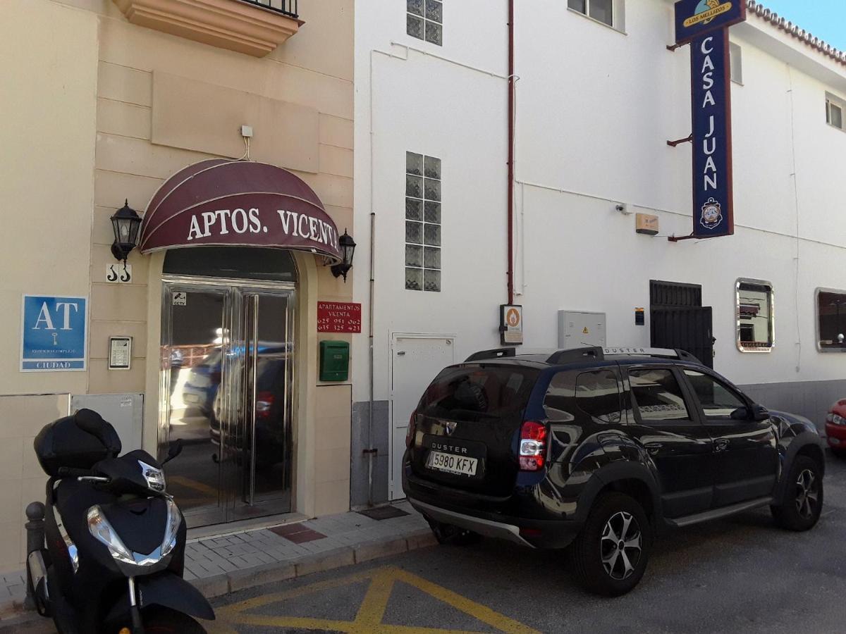 Apartamentos Vicenta Carihuela By Playa Miguel Torremolinos Eksteriør bilde